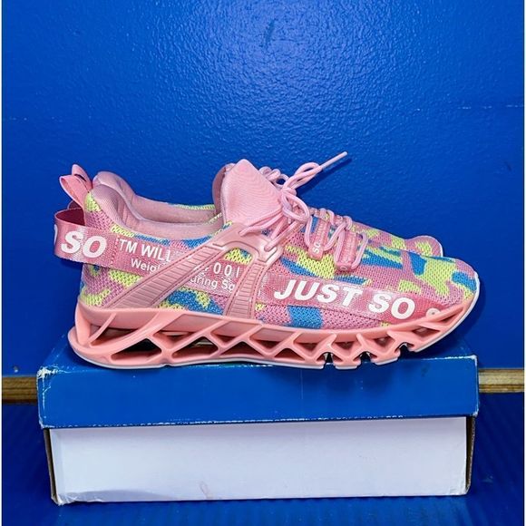 NEW Just SO SO Pink Womens EU 42/US Size 11 Athletic Mesh Blade Running Shoes - Picture 1 of 8